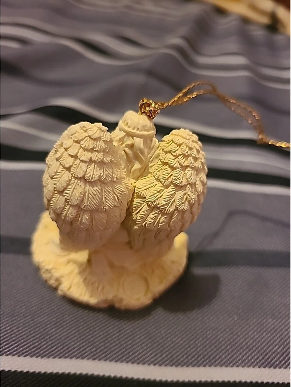 Angel & Infant Baby Jesus Small Figurine Cream Resin Porcelain Look 2.25”
